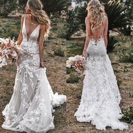 Vintage Ivory Mermaid Wedding Dresses 2022 V-neck Backless Bride Dress Lace Appliques 3D Flowers Country Bridal Gowns Plus Size Custom Made Long Vestidos