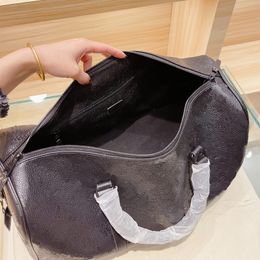 Travel Bags Unisex Embossed Duffel Bag Fashion Outdoor Pack with Large Space High cap Multifunctional Handbag Shoulder329Y