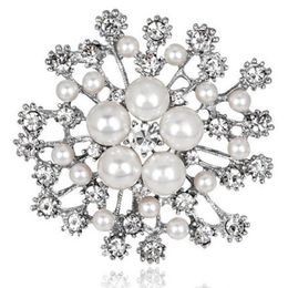 Pins, Brooches Romantic Big Snowflake Fresh Pearl Brooch Luxury Inlay Rhinestone Gold Silver Colour Pin Prom Party Jewellery