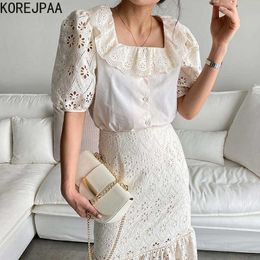 Korejpaa Women Dress Set Korean Chic Square Collar Hollow Crochet Stitching Shirt and High Waist Bag Hip Fishtail Skirt Suit 210526