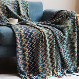 Bohemian Throw Blanket with Fringe Tassel Colourful Wavy Striped Pattern Travel Knitted Shawl Sofa Couch Chair Bed Cover 211122