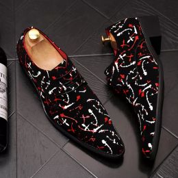 2022 Top Brand Fashion designer Men Classical Shoes Imitation deerskin Luxury printing Flat Walking Shoe Dress Party Wedding Footwear