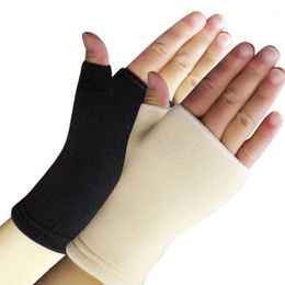 2022 перчатки для запястья Пять пальцев перчатки перчатки 1 вариант вентиляции запястья артрит артрит бортовой поддержки упругой ручной мошенницы поддерживает изучение вождение без пальцев
