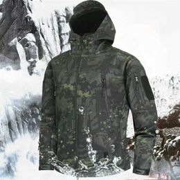 Men's Military Camouflage Fleece Jacket Shark Skin Soft Shell Tactical Multicam Male Windbreakers 5XL 211008