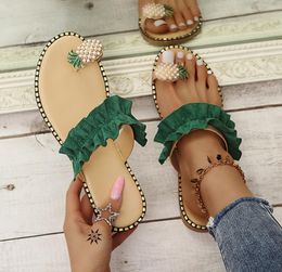 Fashion Rhinestone Slippers Women Flat Pineapple Design Flip-flops Sandals 2024 Summer New Simple Roman Sandals Ladies Beach Shoes