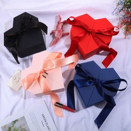 Gift Wrap 1pcs Lovely Package Box Florist Hat Boxes Wedding Storage Red Heart Shaped Candy Gifts Christmas Supplies