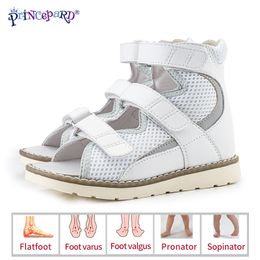 Orthopaedic Shoes for Kids Summer Autumn Anti-Slip Genuine Leather Corrective Sandals with Ankle Support for Toddler Girls Boys 210226