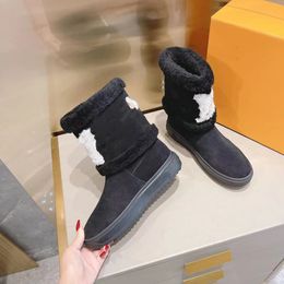 Fashion Boots Women Winter Warm Luxury Snow Boots Outdoor Designer Shoes Flat Heels Size 35-41 With Box XX-0406