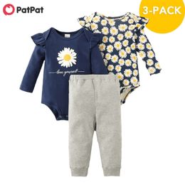 Autumn and Spring 3pcs Baby Girl Sweet Daisies Baby's Sets Cotton Fashion Romper Long-sleeve Infant Outfit 210528