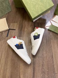 Designer Luxu Casual Chores Low Flat Matte en cuir matelle Ace Bee Mouse Bouth Trainers Green Red Stripes Stars Embroderie avec boîte d'origine
