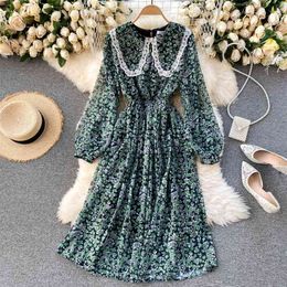 Autumn Women Floral Dress Lace Spliced Peter Pan Collar Long Sleeve Casual Print Vintage French Party 210603