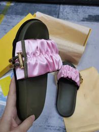 Мужские дизайнеры слайды женские тапочки мода роскоши флористические тапочки кожаные резиновые квартиры сандалии летние пляжные туфли мокасины флиппарки широкие плоские 0214