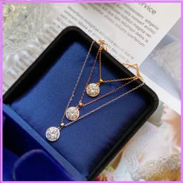 2021 New Women Necklace Round Drill Designer Necklaces Luxury Mens Fashion Lady Jewelry For Gifts Wedding Party Pendant Necklace D218264F
