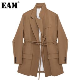 [EAM] Women Vintage Bandage Brown Blazer Notched Long Sleeve Loose Fit Jacket Fashion Spring Autumn 1DD4708 211019