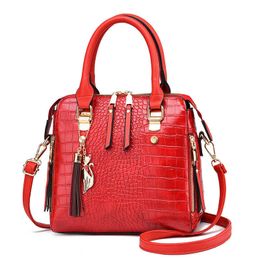 HBP Non-Brand simple atmosphere handbag stone grain women's bag tassel One Shoulder Messenger trend sport.0018