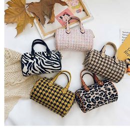 Children's bag cross handbag wool bucket fashion styling cute chain shoulder bags girls purse wholesale