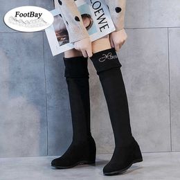 Fashion Luxury Winter Boots Women Knee High Long Boots Wedge Heel Platform Women Autumn High Boots 2021 Y1018