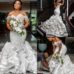African Satin Mermaid Wedding Dresses Trumpet Ruffles Lace Applique Bridal Gowns Plus Size Off the Shoulder vestido de novia