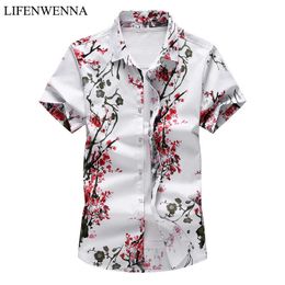 Men's Casual Short Sleeve Summer Hawaiian Shirt Men Button Down Floral Printed Shirts Brand Holiday Plus Size Shirt 7XL 210528