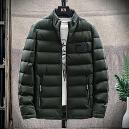 Men Plus Size Duck Down Coats Fashion Trend Windproof Stand Neck Puffer Jacket Designer Winter Wholesale Warm Bread Casual Puff Jackets
