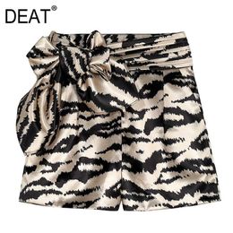 [DEAT] Summer Fashion Loose High Waist Bow Creasing Zebra Pattern Temperament Women Shorts 13C948 210527