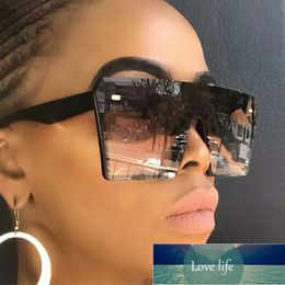 Fashion Oversized Square Sunglasses Retro Gradient Big Frame Sun Glasses For Women One Piece Gafas Shade Mirror Clear Lens Factory price expert design Quality