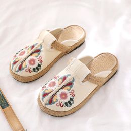 Slippers Retro Outdoor Wear Ethnic Style Women's Shoes Flat Embroidered Sandals Straw Woven Summer Pedal