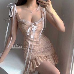 WOMENGAGA French Ruffle Sweet Girlish Lace Mesh Bandage Floral Tank Mini Summer Strap Dress Dresses Korean Women Clothing Y2k 8E 210603