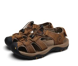Men designer Sandals Classics Style Outdoor Walking Summer Shoes Anti-Slippery Beach Shoe Men Comfortable Soft