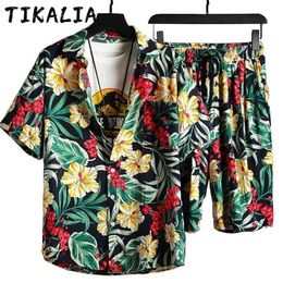 Men Tracksuit Summer 2 Piece Set Floral Print Shorts Set Men Casual Beach Clothes Fashion Clothing Male Summer Clothes Cool 210722