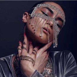 2021 Luxury Full Rhinestone Tassel Mask Masquerade Face Jewelry for Women Sexy Crystal Chain Cosplay Face Mask Face Accessories Q0818