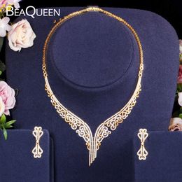 BeaQueen Newest Cubic Zirconia Micro Paved Indian Gold Colour Earrings Necklace Vintage Wedding Jewellery Sets for Brides JS251 H1022