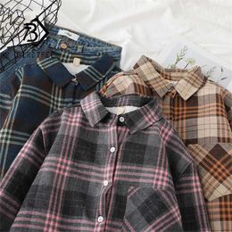 Winter Vintage Thick Warm Cotton Plaid Shirts Jacket Long Sleeve Turn-Down Collar Velvet Fleece Tops Loose Casual Outwear C 211014