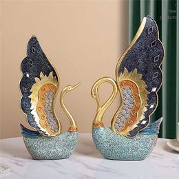 Art Resin Swan Statue Decoration Home Crafts Wedding Gift Desk Figurine Bedroom Accessories 211108