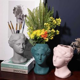 Home Decoration Vase Resin Sculpture Statue Living Room Decoration Flower Pot Makeup Brush Holder Pen Holder Creative Crafts 210623