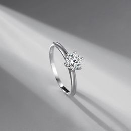 S925 Silver Platinum Plated Simulation Moissanite Marriage Proposal Wedding Diamond Ring Female Simple Classic Jewellery