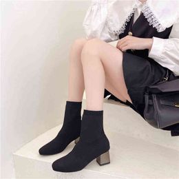 2021 Women Short Boots Shoes Kintting Stretch Fabric Sock Boots Pointed Toe Ladies Square Heels Ladies Winter Warm Fashion New Y1105