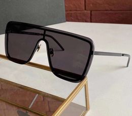 Occhiali da sole quadrati nero / grigio scuro 364 Maschera Occhiali da sole Gafas De Sol Moda Sunglasses UV400 Protezione occhiali con scatola
