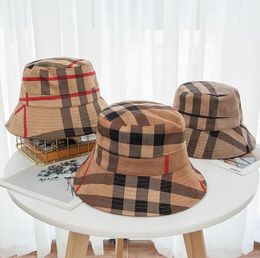 5color Bucket Hat Wide Brim Hats Suede Fabric Fashion Stripe Grid Brand Women Nylon Autumn Spring Foldable Fisherman Sun Cap Travel Sunshade