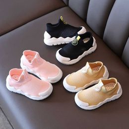 Children's Breathable Mesh Shoes Cute Slip-on Girls Boys Casual Non-Slip Board Shoes Breathable Non-slip Kids Sneake G1025