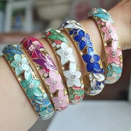 Cloisonne Enamel Pierced Carved Star Bangle Jewellery Women Hard Bracelet Chinese Copper Alloy Jewellery Accessories Gift