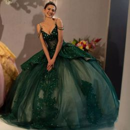 Dark Green Tiere Quinceanera Dresses Lace Appliques Sequin Sweet 15 Gown Spaghetti Strap Exposed Boning Teens Birthday Party Dress