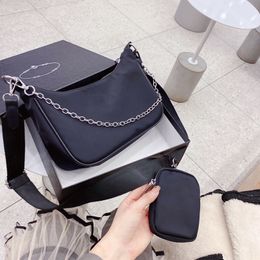 Women Luxurys Designers Bags 2021 Women's shoulder three-in-one length adjustment woman underarm chain messenger