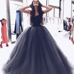 Black Plus Size Ball Gown Quinceanera Dresses Sweet 16 Prom Dresses Sweetheart Tulle Beaded Formal Dress Evening Gowns Vestidos De 15