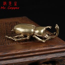 Antique Bronze Beetle Miniature Figurines Small Desk Decorations Vintage Brass Insect Tea Pets Ornament Home Decor Accessories C0220