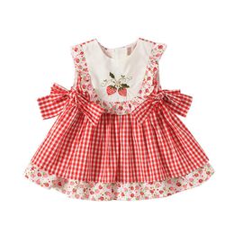 Summer Toddler Girl Dresses Vintage Lolita Cotton Dress Strawberry Embroidery Plaid Princess Costume Party Clothing for Baby Q0716