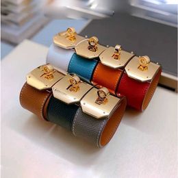 Famous Brand Fashion Jewellery Real Leather Bracelet for Women the Best Gift Q0720