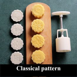 1PC Flower Shaped Mooncake Mold Hand Pressure Fondant Moon Cake Mould Kitchen Gadget Cookie Cutter Baking Kitchen Accessories