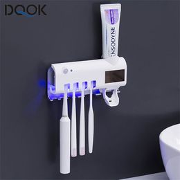 Toothbrush Holder Toothpaste Dispenser Solar Energy Bathroom Toothbrush Storage Box Multi-function Storage Holder USB Charge 211130