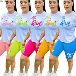 CM.YAYA Sport Women Love Print Two Piece Set Short Sleeve Tee Tops Knee Length Jogger Pants Suit Tracksuit Matching Outfit 211105